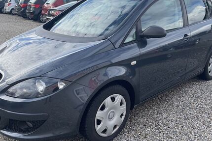 Seat Altea 207.000 km 2.500 € Altdorf / Landshut 84032
