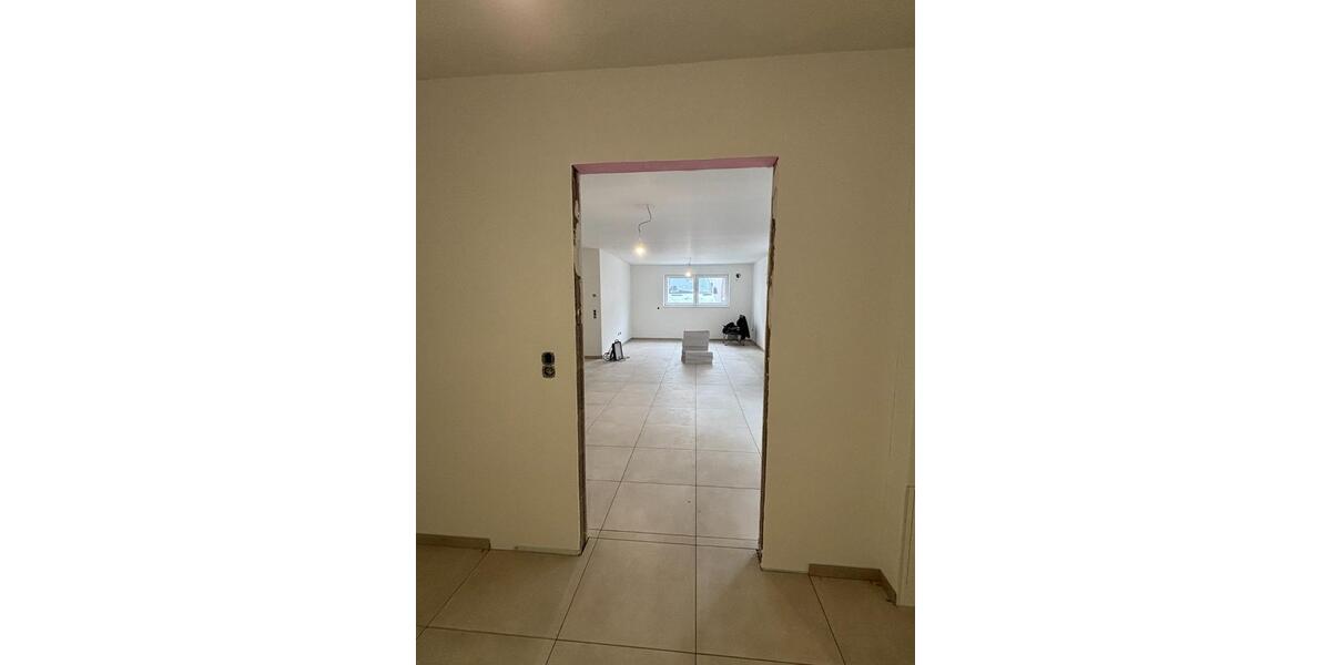 Erdgeschoßwohnung Perl - 2 Zimmer, 82 m&sup2;, 1.310&euro; | Angebot:25054798