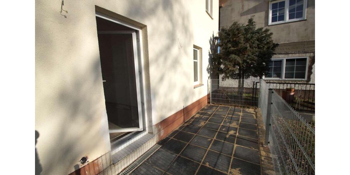 Erdgeschoßwohnung Schkopau - 3 Zimmer, 120 m&sup2;, 990&euro; | Angebot:24698919