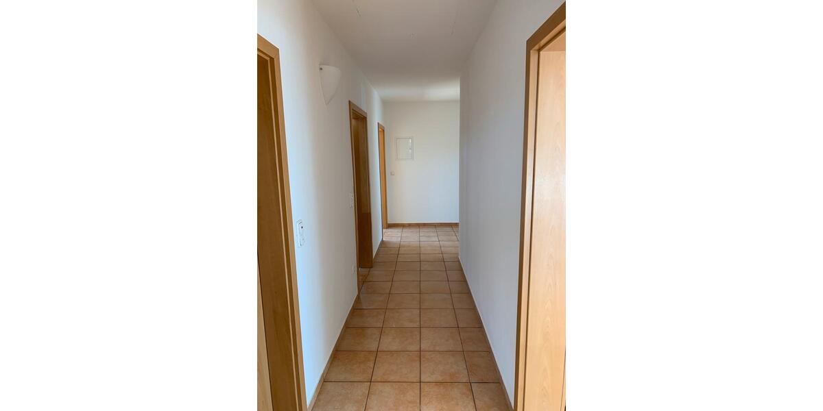 Dachgeschoßwohnung Eschlkam - 5 Zimmer, 90 m&sup2;, 650&euro; | Angebot:24286558