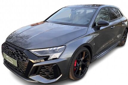Audi RS3 9.000 km 67.235 &euro; Schöneck 61137