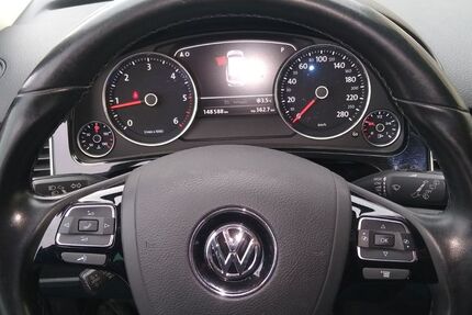 VW Touareg 148.588 km 22.300 &euro; Kötz 89359