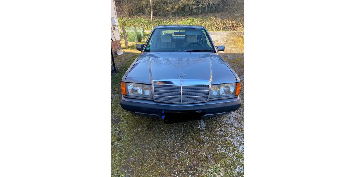 Mercedes-Benz 190 223.000 km 3.000 &euro; Wiesen 63831