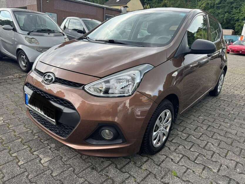 i10