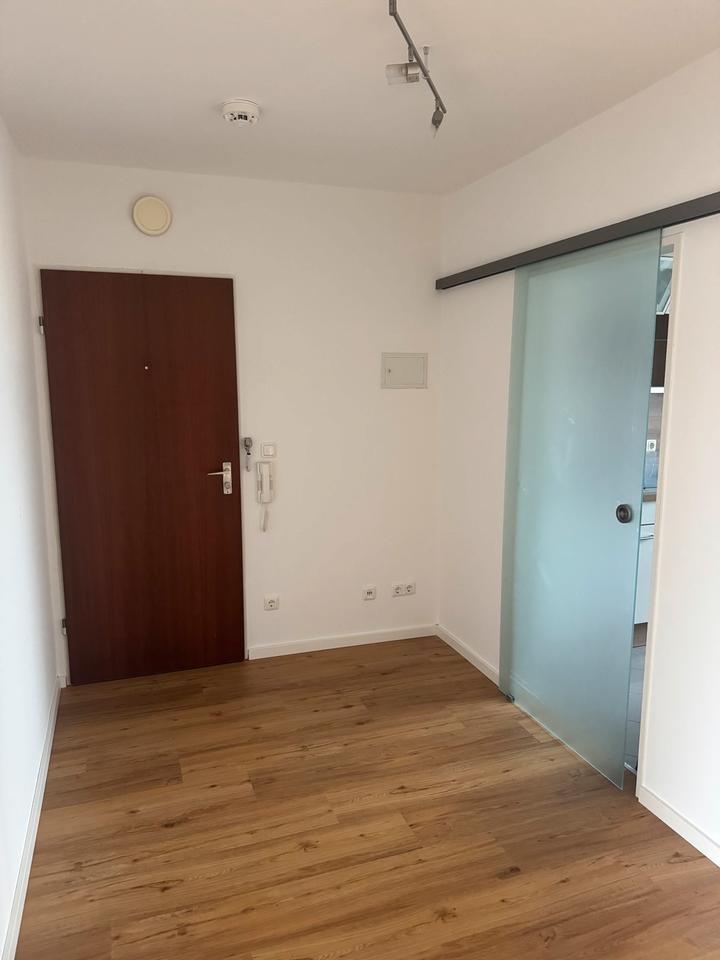 Zwei-Zimmer Wohnung Altdorf (kein Makler) zimmer