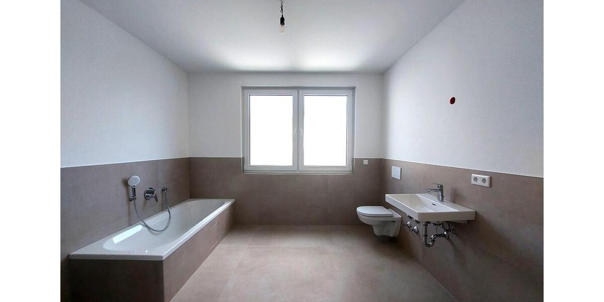 Etagenwohnung Gelnhausen - 2 Zimmer, 84 m&sup2;, 1.140&euro; | Angebot:25281228