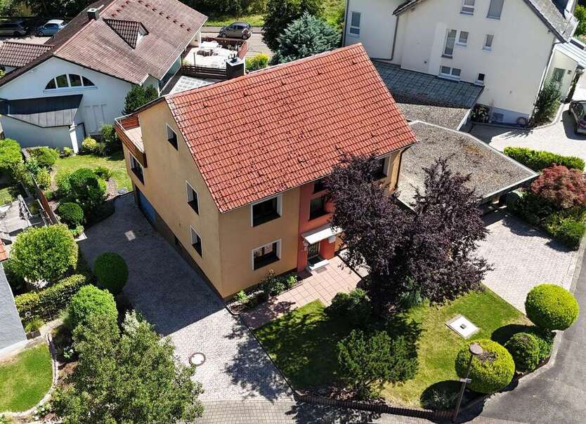 Haus zum Kaufen in Achern 629.000 € 202 m² 7 zimmer