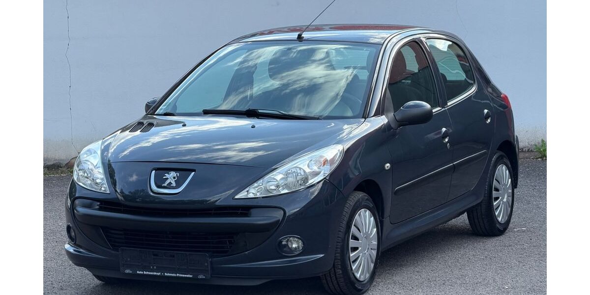 Peugeot 206 192.000 km 1.799 &euro; Völklingen 66333