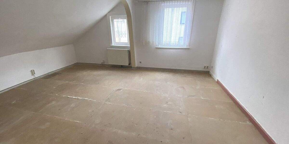Einfamilienhaus Gotha - 4 Zimmer, 132 m&sup2;, 110.000&euro; | Angebot:25836204