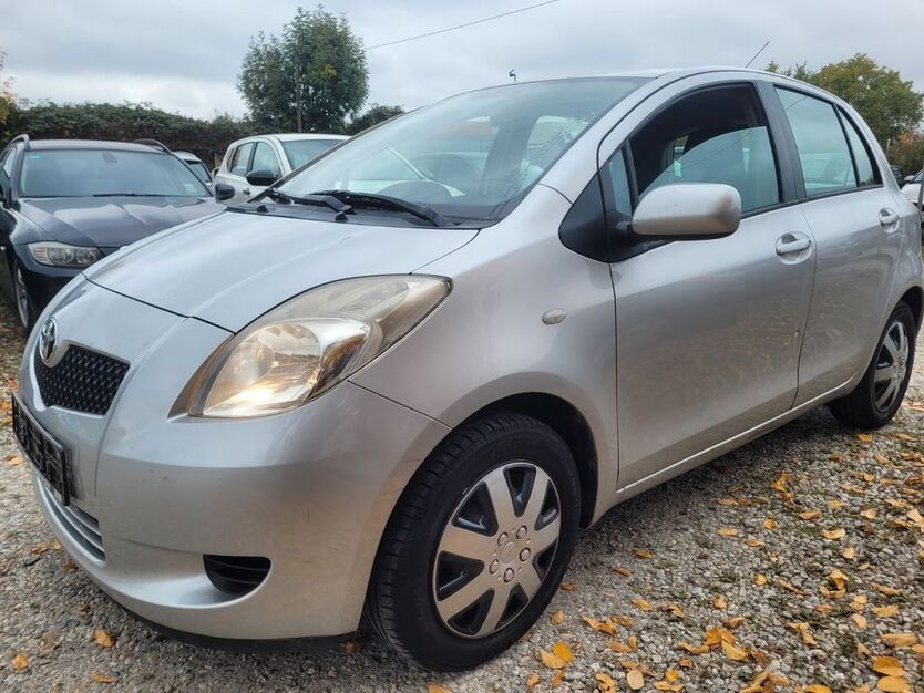Toyota Yaris 119.000 km 4.899 € Landshut 84030