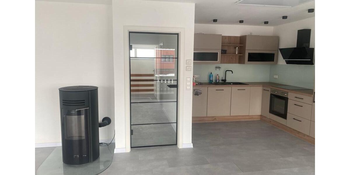 Doppelhaushälfte Trossingen - 4 Zimmer, 120 m&sup2;, 1.450&euro; | Angebot:26113721