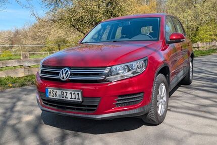 VW Tiguan 64.400 km 9.700 &euro; Arnsberg 59821