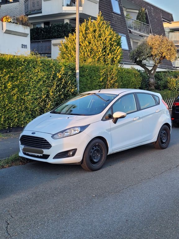 Ford Fiesta 193.000 km 4.200 € Wuppertal 42115