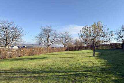 Grundstück zu verkaufen in Gauernitz 220.500 € 900 m²