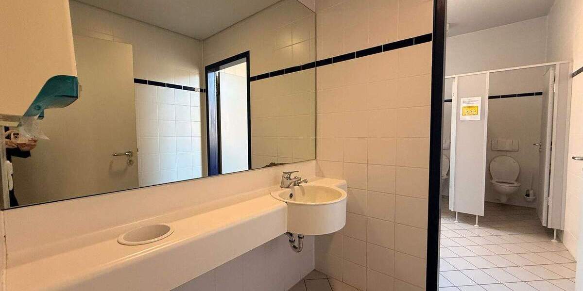 Gewerbeobjekt Leipzig Südvorstadt - 9 Zimmer, 289 m&sup2;, 3.614&euro; | Angebot:25564306