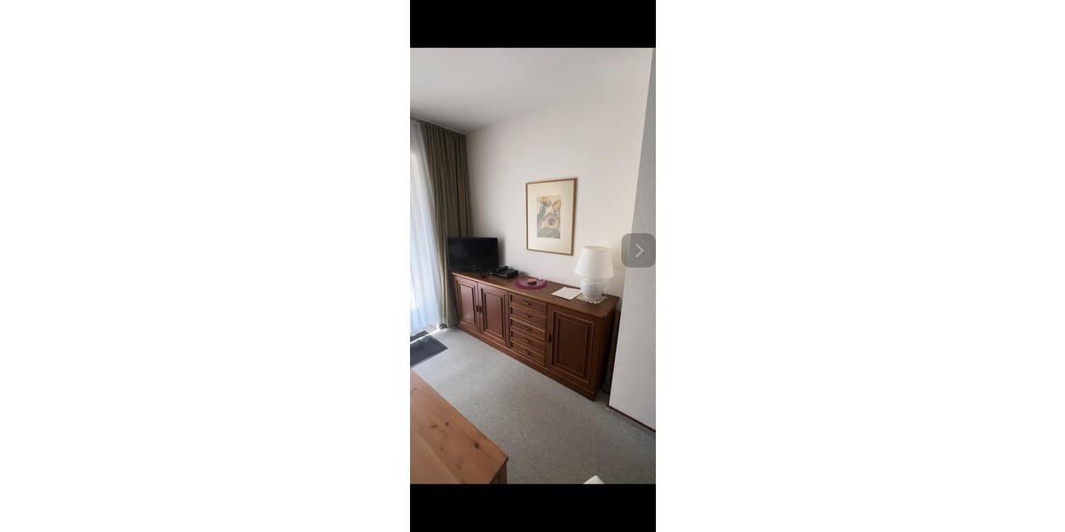 2 Zi. Wohnung mit Ankleidezimmer (möbliert) Terasse in Stinteck 2 zimmer