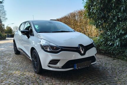 Renault Clio 60.800 km 8.600 &euro; Hamm (Sieg) 57577