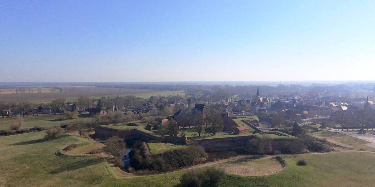 Einfamilienhaus Dömitz - 4 Zimmer, 120 m&sup2;, 100.000&euro; | Angebot:25927216