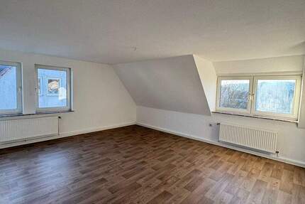 Wohnung Lauenförde - 3 Zimmer, 67 m&sup2;, 385&euro; | Angebot:25667987