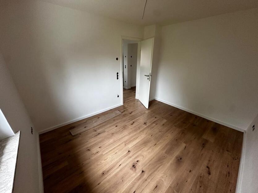 Saniertes Einfamilienhaus in Dortmund-Derne Wärmepumpe FBH zimmer