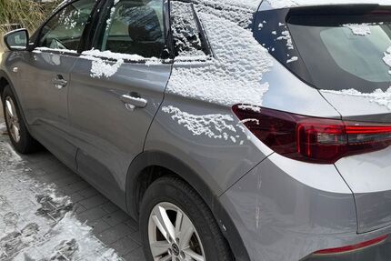 Opel Grandland (X) 20.500 km 17.900 &euro; Löwenstein 74245