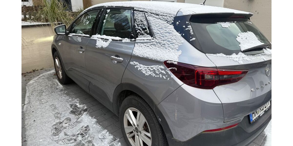 Opel Grandland (X) 20.500 km 17.900 &euro; Löwenstein 74245