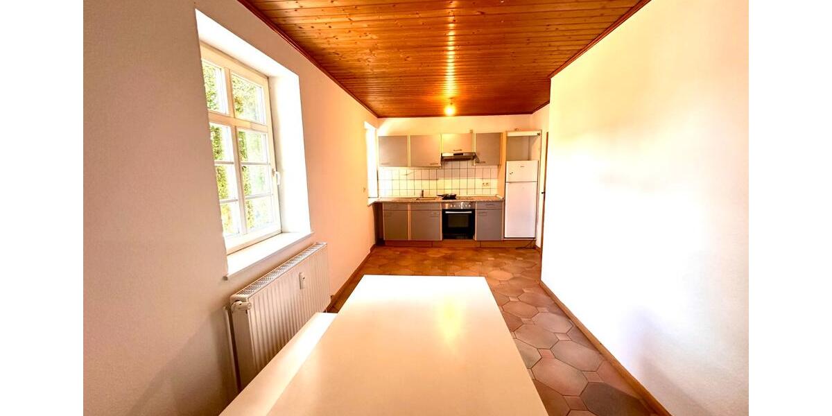 Etagenwohnung Felsberg - 3 Zimmer, 53 m&sup2;, 465&euro; | Angebot:26605097