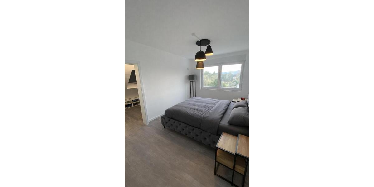 Moderne Penthouse-Wohnung mit Dachterrasse in Merzig zu vermieten 4 zimmer