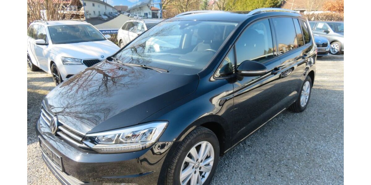 VW Touran 70.500 km 24.950 &euro; Prießnitz 04654