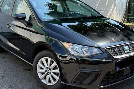Seat Ibiza 110.000 km 8.999 &euro; Wiesbaden 65199