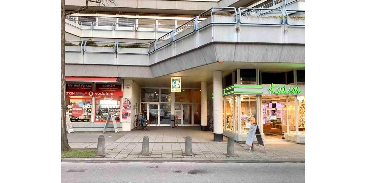 Etagenwohnung Wiesbaden Biebrich - 2 Zimmer, 73 m&sup2;, 845&euro; | Angebot:26114232