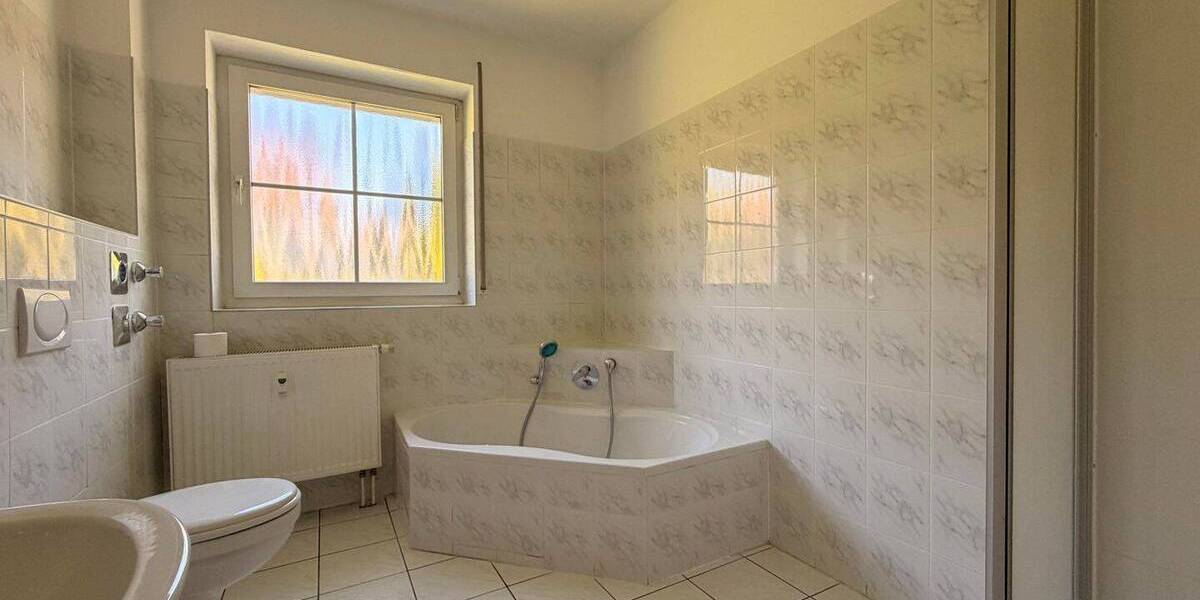 Mehrfamilienhaus, Wohnhaus Lohfelden Ochshausen - 8 Zimmer, 208 m&sup2;, 499.000&euro; | Angebot:26886381