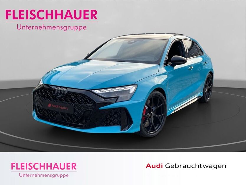 Audi RS3 4.990 km 71.990 € Köln 51145