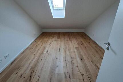 Haus Oberhaching Deisenhofen - 4.5 Zimmer, 100 m&sup2;, 2.150&euro; | Angebot:26338331