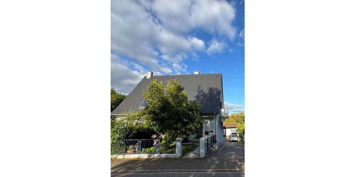 Haus zum Mieten in Albersweiler 1.600 € 195 m² 6 zimmer