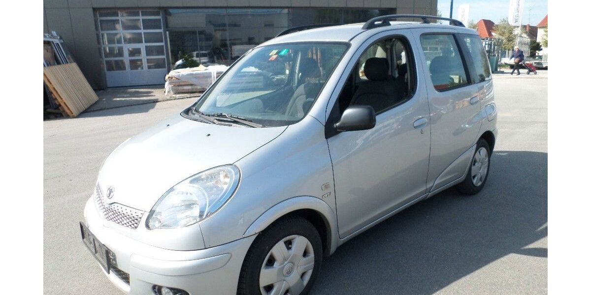 Toyota Yaris 229.850 km 2.850 &euro; Baienfurt 88255