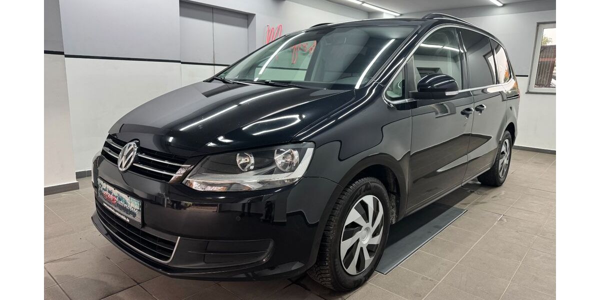 VW Sharan 219.123 km 14.590 € München 81243