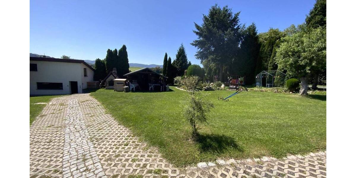 Etagenwohnung Unterwellenborn - 3 Zimmer, 76 m&sup2;, 80.000&euro; | Angebot:25670802