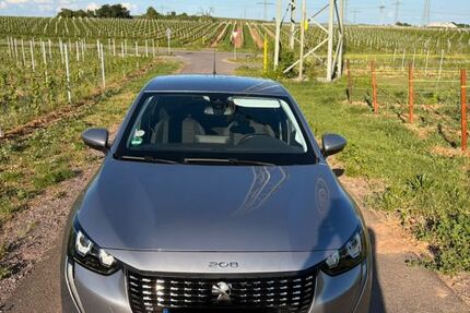 Peugeot 208 58.500 km 12.800 &euro; Landau 76829