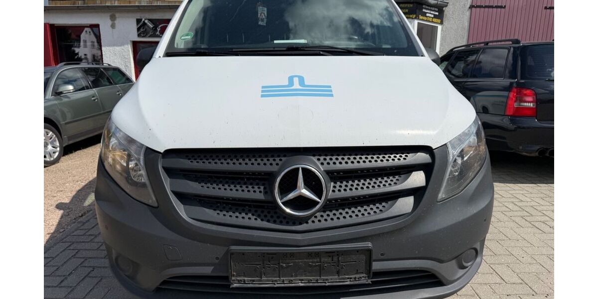 Mercedes-Benz Vito 270.000 km 8.990 &euro; Lichtentanne 08115