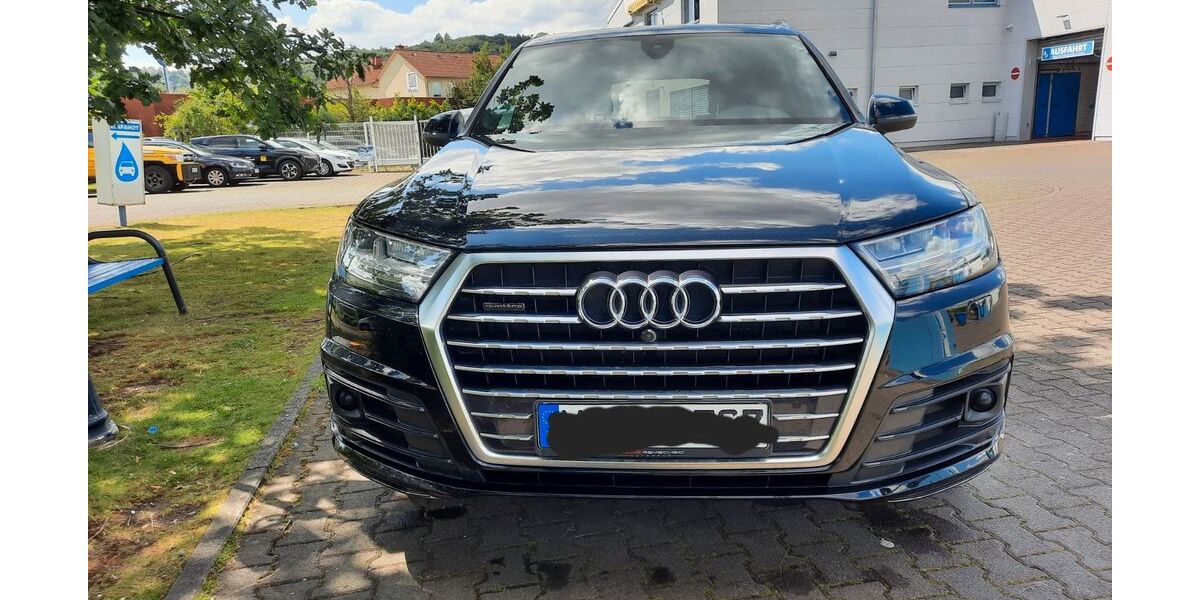 Audi Q7 139.000 km 33.700 &euro; Marburg 35039