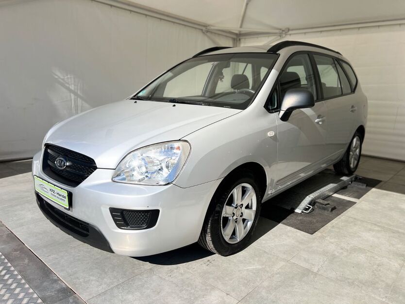 Kia Carens 200.000 km 2.640 € Dresden 01067