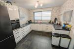Etagenwohnung Neuenburg am Rhein - 4.5 Zimmer, 114 m&sup2;, 1.950&euro; | Angebot:26138403