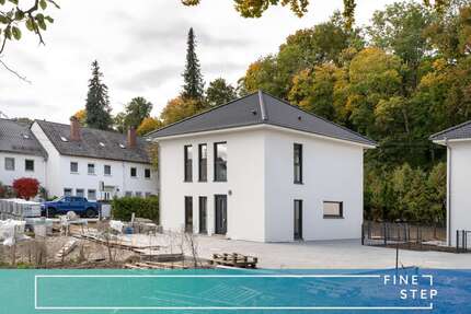 Haus zum Kaufen in Gauting 1.490.000 € 179.78 m² 7 zimmer
