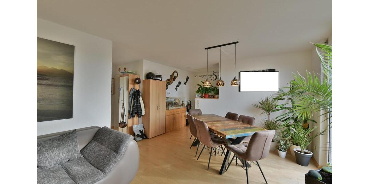 Dachgeschoßwohnung Weil am Rhein - 3 Zimmer, 73 m&sup2;, 930&euro; | Angebot:25408323