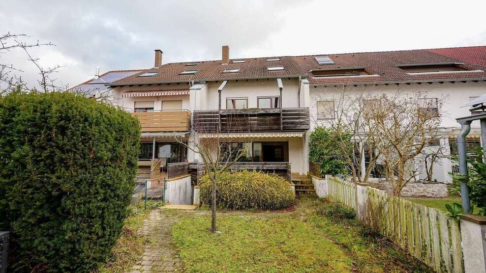 Haus zum Kaufen in Brühl 590.000 € 210 m²