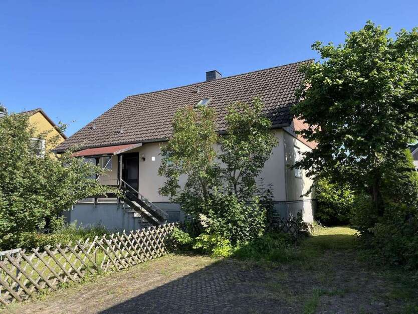 Haus zum Kaufen in Bad Pyrmont 159.000 € 155 m²
