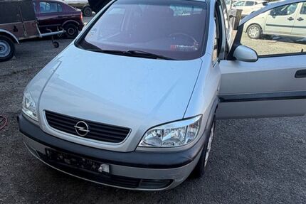 Opel Zafira 119.000 km 2.799 &euro; Gengenbach 77723