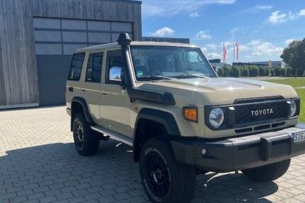 Toyota Land Cruiser 5.500 km 77.900 &euro; Messkirch 88605