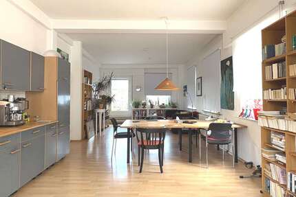 Haus zum Kaufen in Heilbronn 1.600.000 € 626 m² 21 zimmer